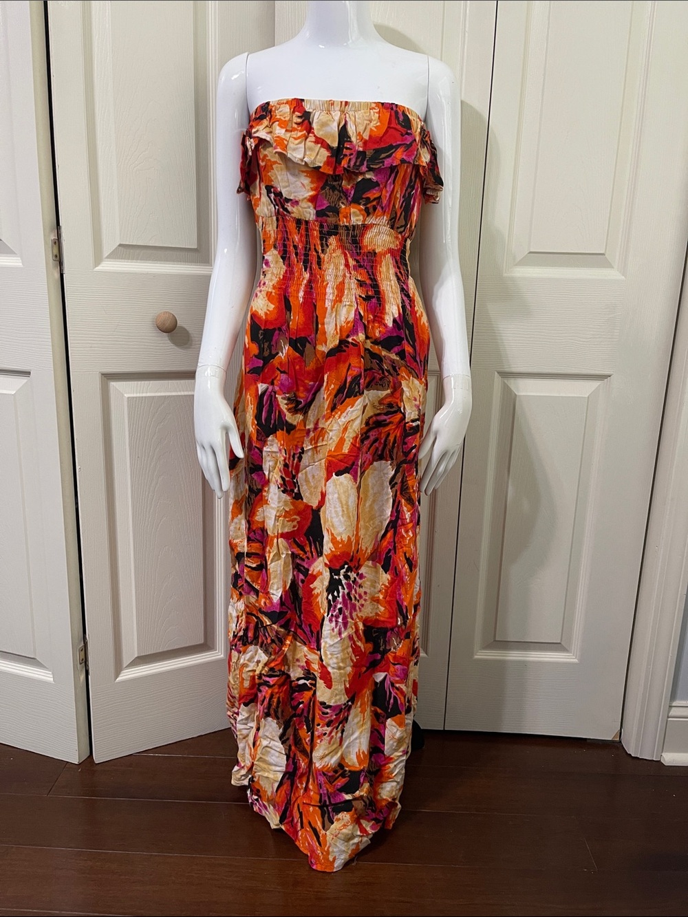 5 7 9 Vibrant Orange Floral Strapless Maxi Dress Ruffle Bust. #0375